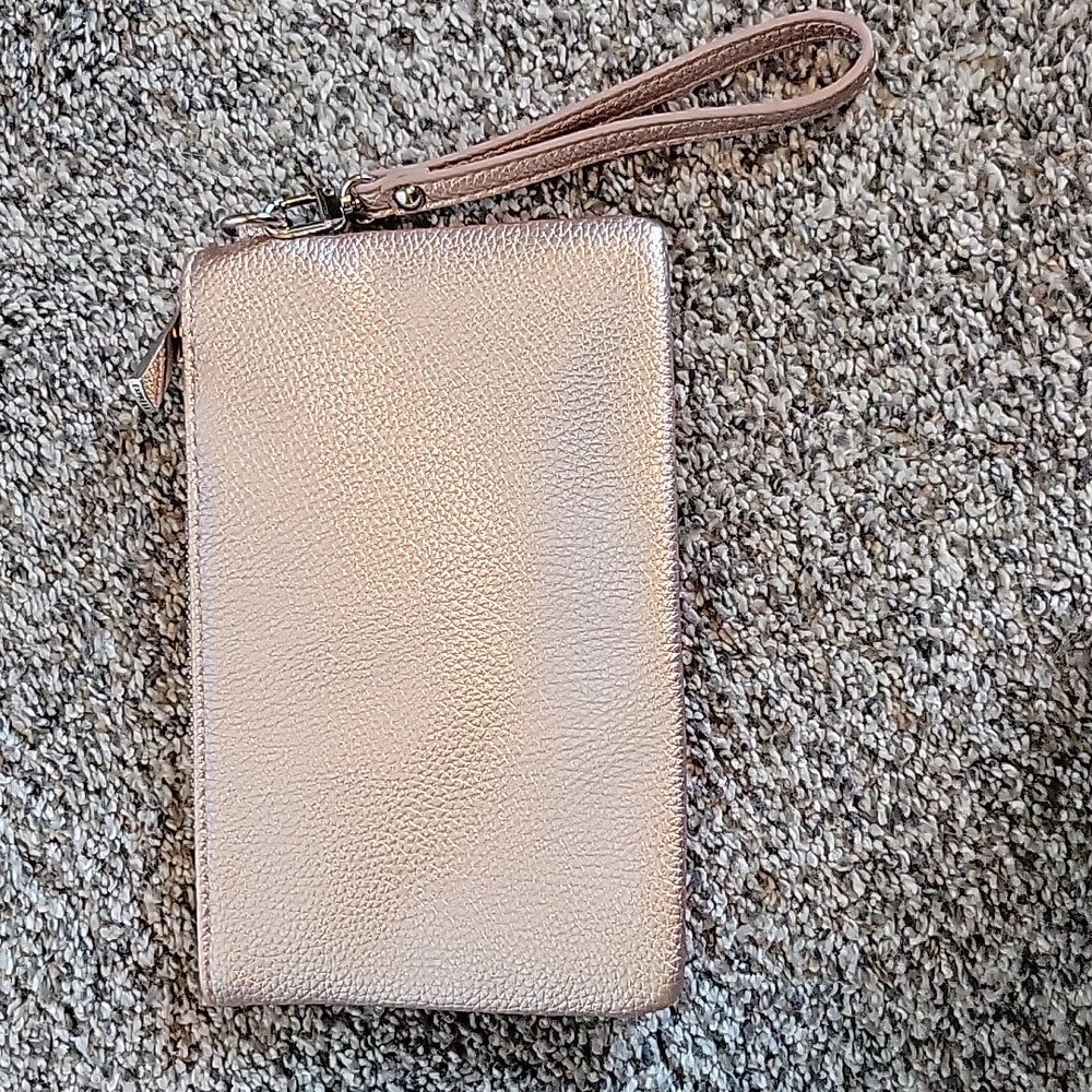 Express Wristlet - Picture 2 of 3